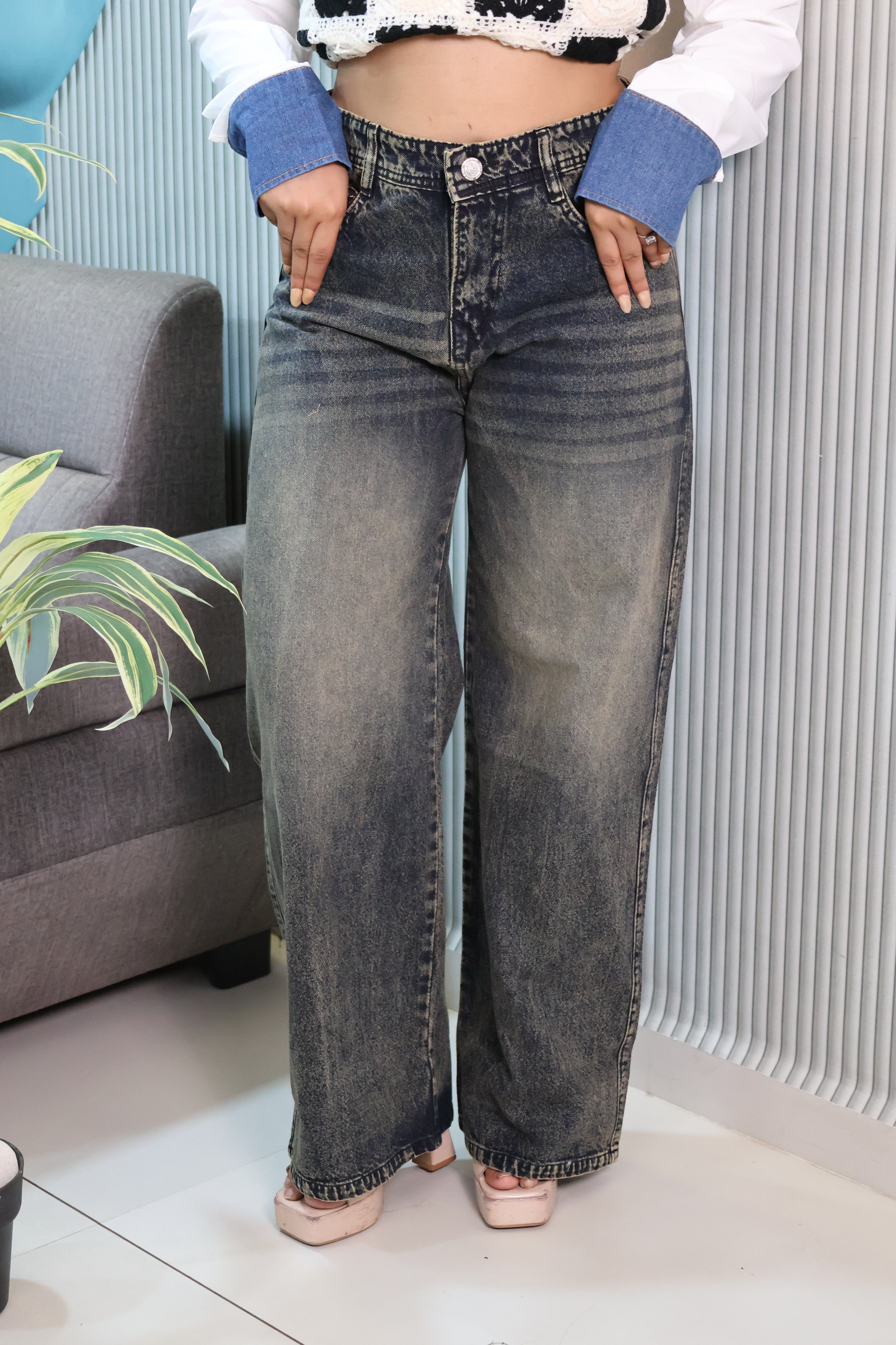 Relaxed Straight Fit Denim – Washed Black (Non-Stretch)