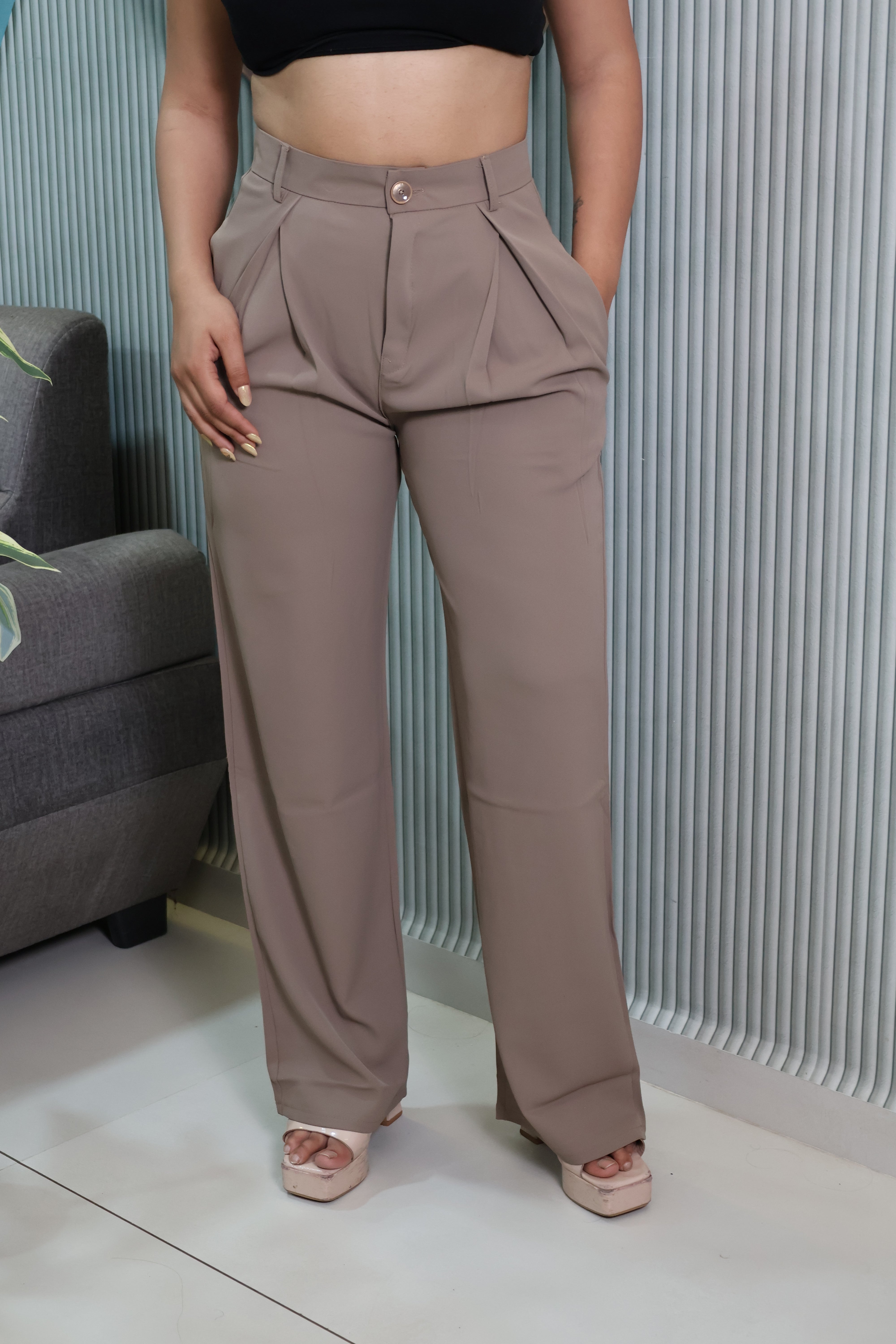 High-Waist Wide Leg Stretch Pants – Taupe Brown
