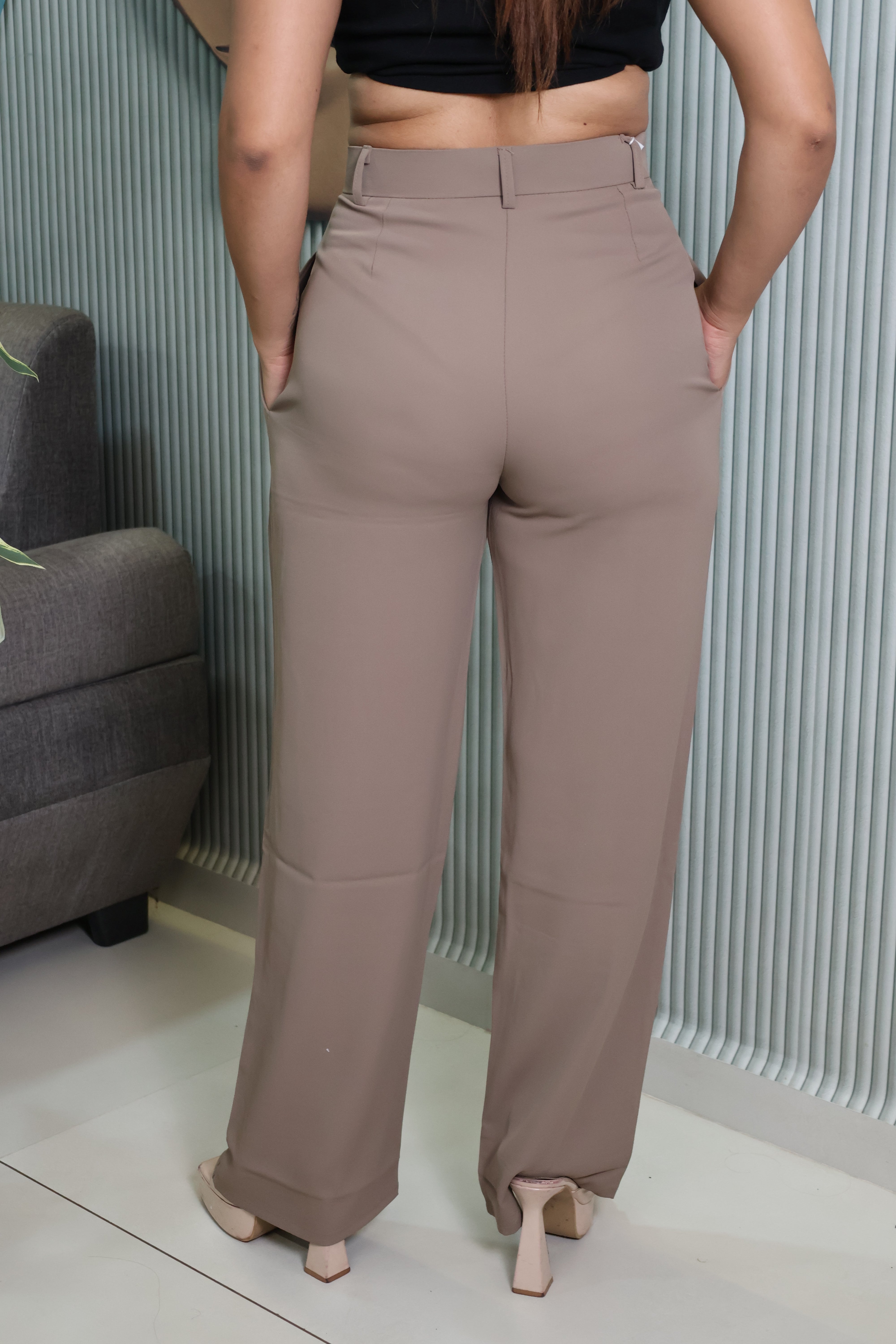 High-Waist Wide Leg Stretch Pants – Taupe Brown